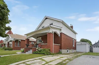 114 ELGIN Avenue E, Goderich, ON N7A 1K6