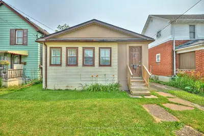 231 DUFFERIN Street, Fort Erie, ON L2A 2T7