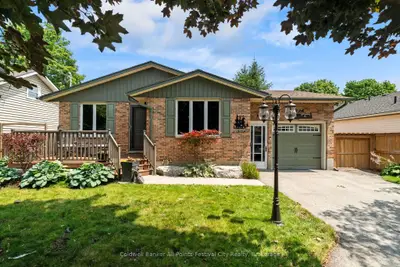 Detached in Goderich