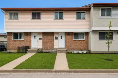 1239 Bowmount Street, Cyrville - Carson Grove - Pineview, On K1j 8t4