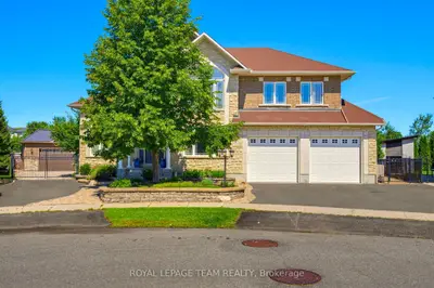 7 Tradewinds Drive, Barrhaven, On K2g 6y4