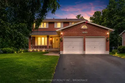 Detached in Kingston