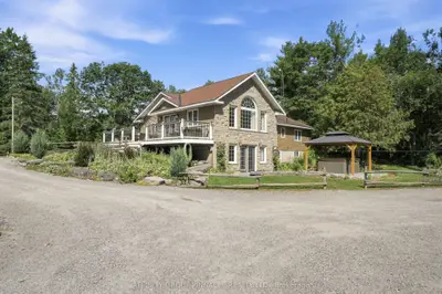 1930 County Rd 121 Road, Kawartha Lakes, On K0m 1n0