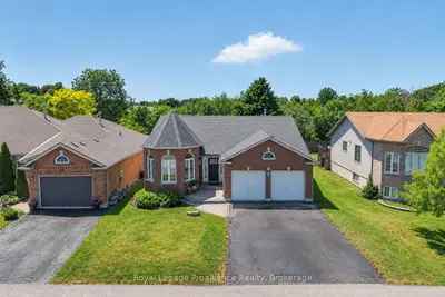 30 HEARTWOOD Drive, Belleville, ON K8P 5L9