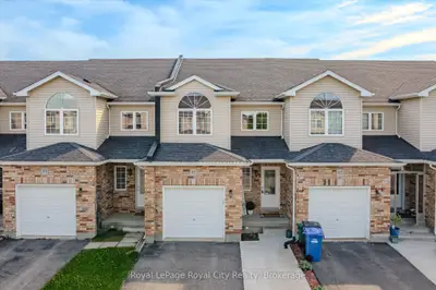 Att/Row/Townhouse in Guelph