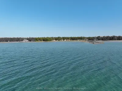 118 Resort Road, South Bruce Peninsula, On N0h 2t0