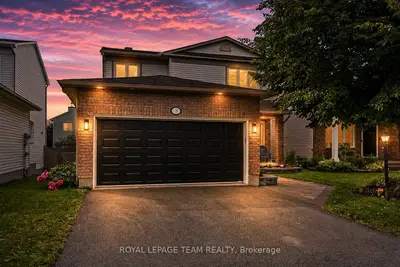 Detached in Barrhaven