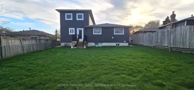 87 Scott Road, Cambridge, On N3c 2x6