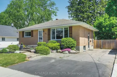 Detached in Strathroy-Caradoc