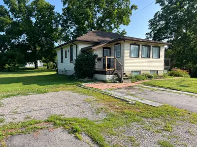 24 KING Street W, Kawartha Lakes, ON K0L 2W0