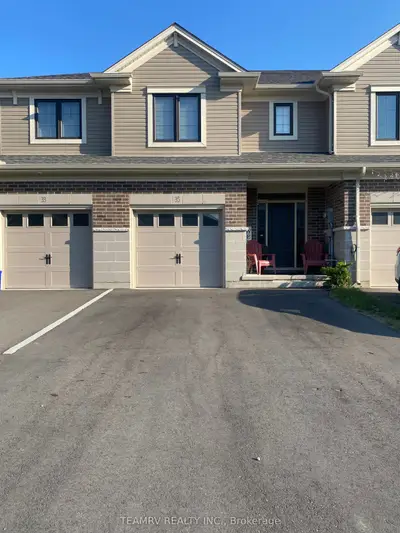 Att/Row/Townhouse in Tillsonburg
