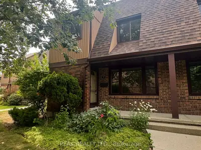 Condo Townhouse in Waterloo