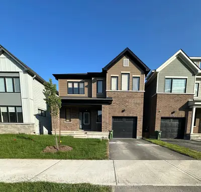 Detached in Barrhaven