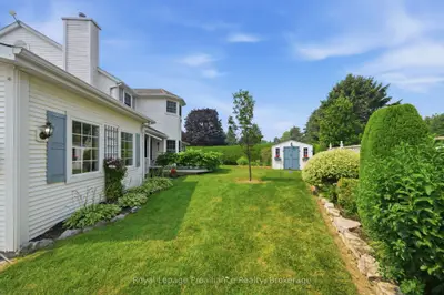 10 Skiff Cove Road, Prince Edward County, On K0k 3l0