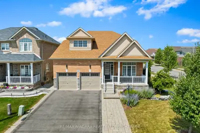 4385 Cinnamon Grove, Niagara Falls, On L2g 0g2