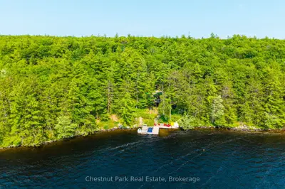 Detached in Muskoka Lakes