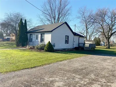 Detached in Lambton Shores
