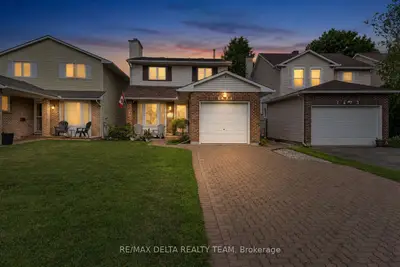 Detached in Orleans - Convent Glen and Area