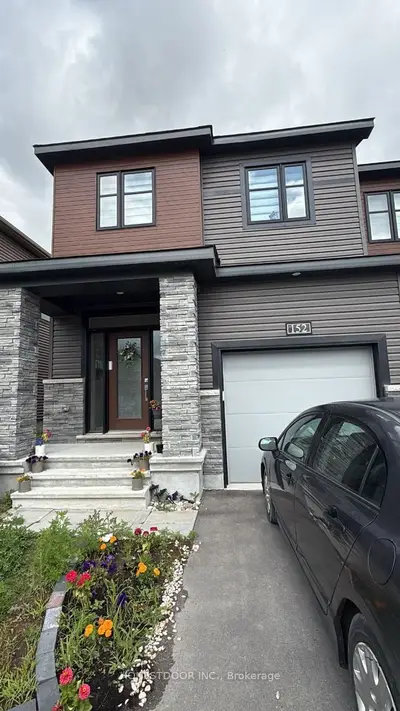 Att/Row/Townhouse in Kanata