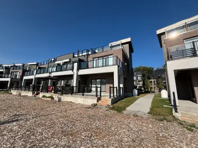 100 Marina Village Drive, Georgian Bay, On L0k 1s0