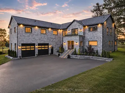 Detached in Hamilton