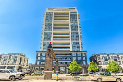 Condo Apartment in Grimsby