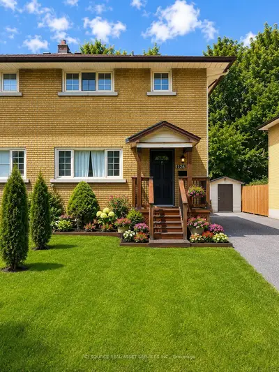 1126 Woodroffe Avenue, Parkway Park - Queensway Terrace S And Area, On K2c 2t1