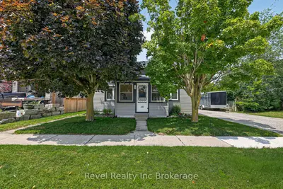 141 Carnegie Street, Ingersoll, On N5c 1l1