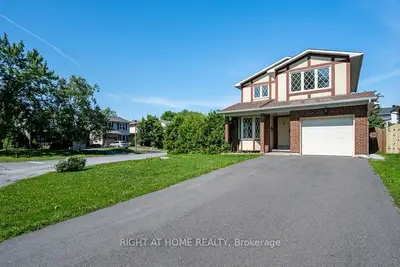 85 Winchester Drive, Kanata, On K2l 2r3