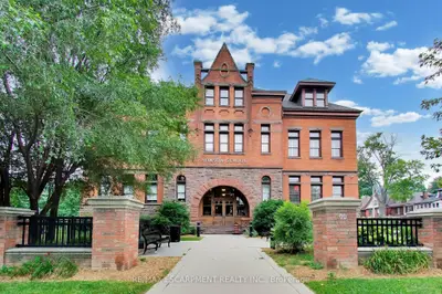 200 Stinson Street Unit #207, Hamilton, On L8n 4j5