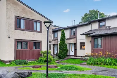 1335 BETHAMY Lane, Beacon Hill North - South and Area, ON K1J 8P3