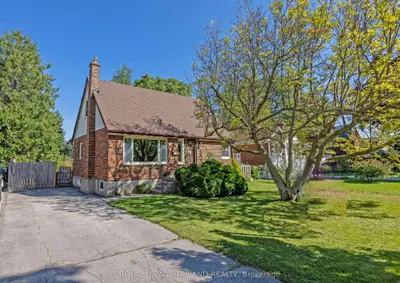 1874 Churchill Avenue, London East, On N5w 2l6
