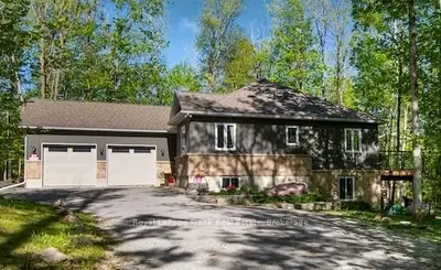 57 Mystic Point Road, Trent Lakes, On K0l 1j0