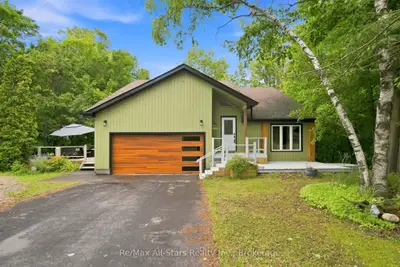 21671 Brunon Avenue, Kawartha Lakes, On L0c 1g0