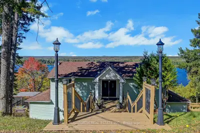 Detached in Orleans - Cumberland and Area
