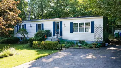 16 Huron Lane, Ashfield-colborne-wawanosh, On N7a 3y2