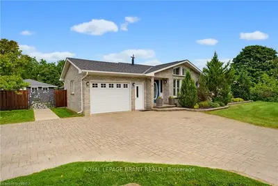 16 Sixth Concession Road, Brant, On N3r 0b8
