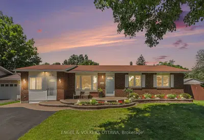 Detached in Overbrook - Castleheights and Area