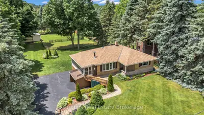 Detached in Wilmot