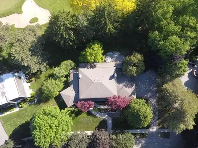 61 Huntley Crescent, Kitchener, On N2m 2r4