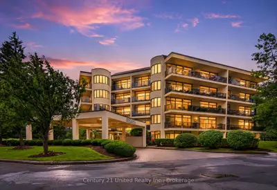 1818 Cherryhill Road 203, Peterborough, On K9k 1s6