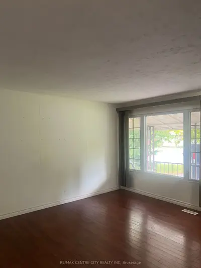 1590 Dixie Street, London East, On N5v 1y9