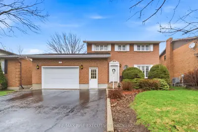 127 Nicholson Crescent, Loyalist, On K7n 1w9