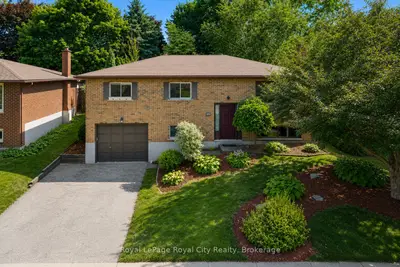 Detached in Guelph