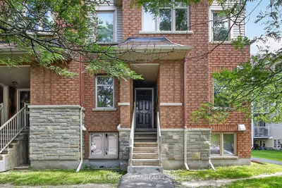 255 Deercroft Avenue, Barrhaven, On K2j 5j9