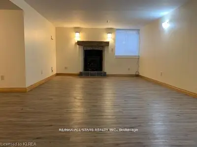 12 Parkway (lower) Avenue, Kawartha Lakes, On K9v 4t9