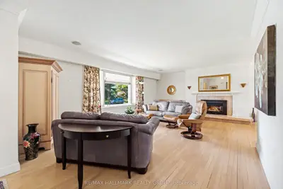 2009 Killarney Drive, Mckellar Heights - Glabar Park And Area, On K2a 1p9