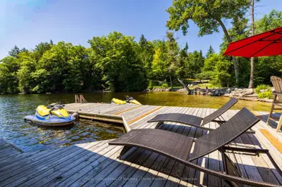 Detached in Muskoka Lakes