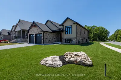 270 Lancaster Drive, Port Colborne, On L2v 5p3