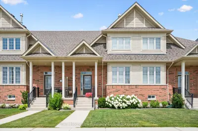 Att/Row/Townhouse in Centre Wellington